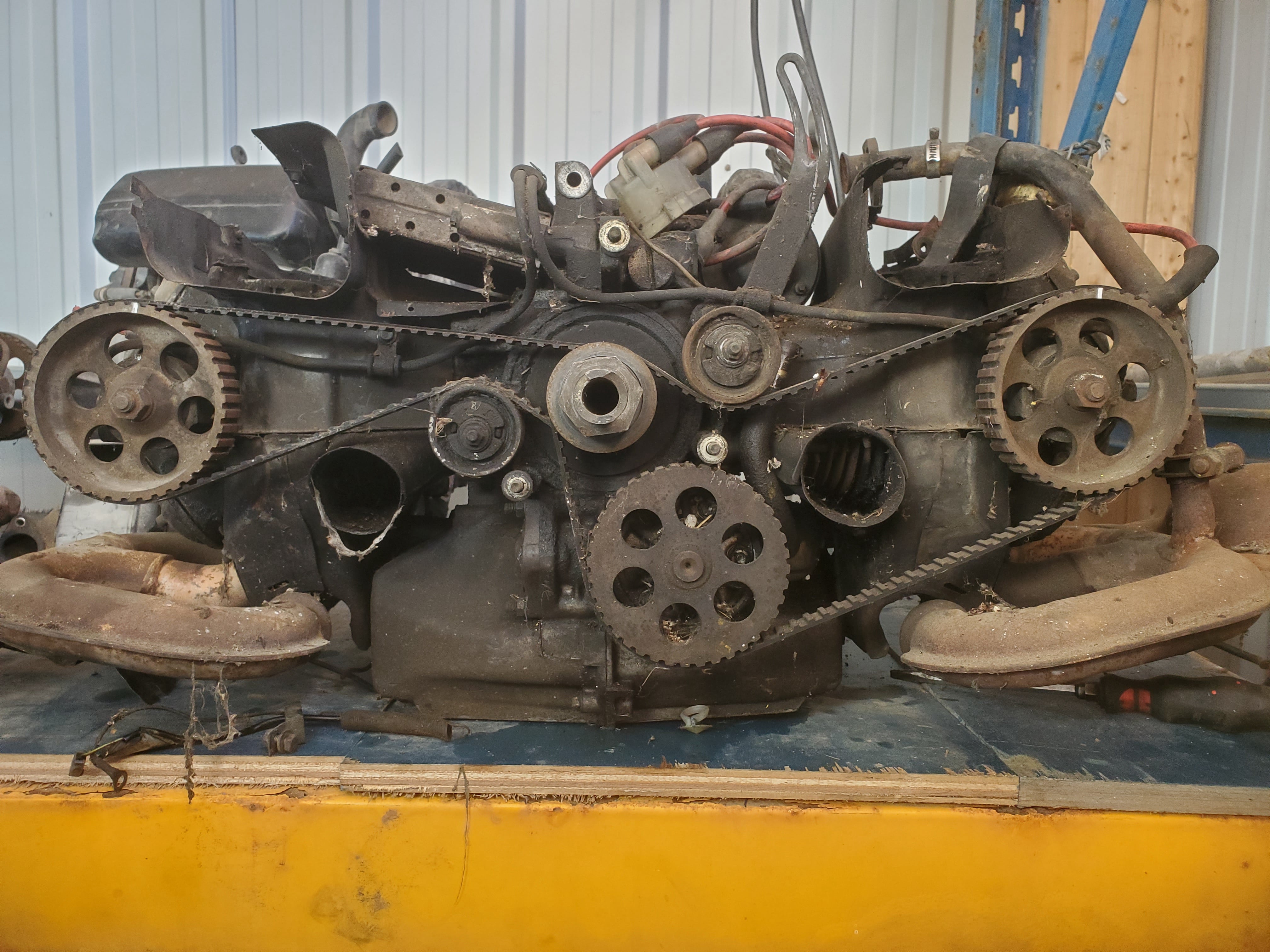 Moteur en cours de réfection